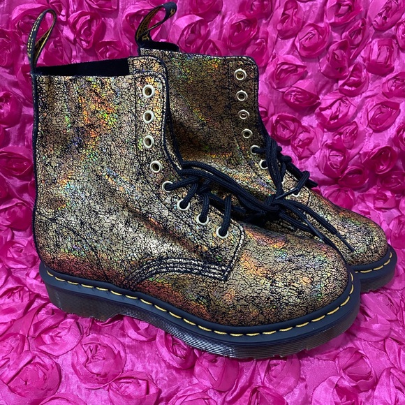 Dr. Martens Gold 1460 Pascal Iridescent Crackle Lace Up Combat Boots/Booties - Picture 7 of 12